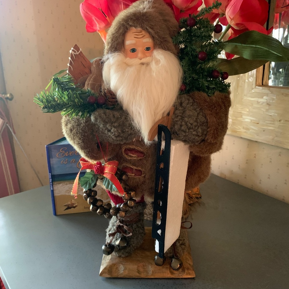 Huntington, NEW IN BOX, 16 inch fabric CHRISTMAS SANTA. Early 2000, wood base.